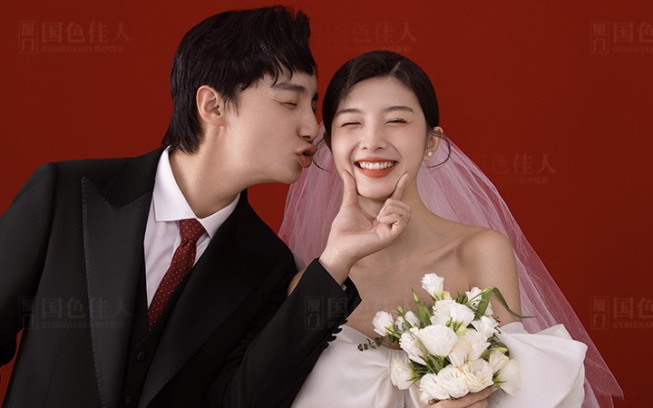 新中式喜嫁婚纱照