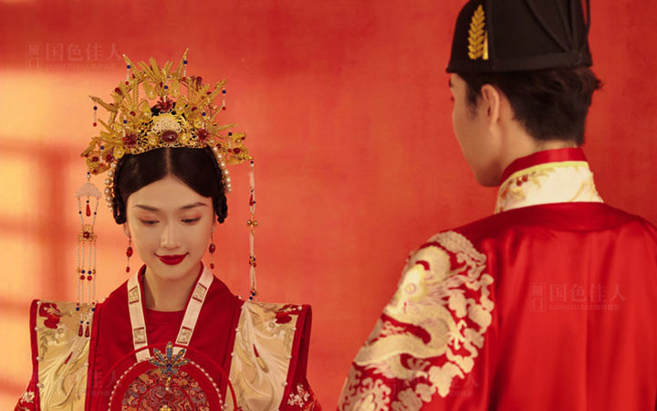 中式婚纱照.